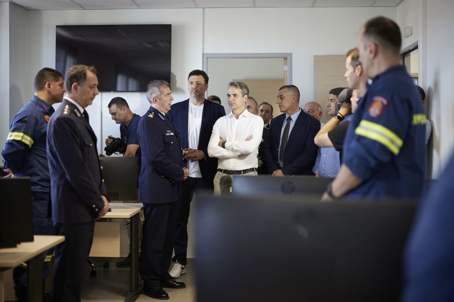 Μητσοτάκης στα εγκαίνια του Περιφερειακού Κέντρου Επιχειρήσεων Πολιτικής Προστασίας Θεσσαλίας: "Θα είμαστε πιο έτοιμοι..."