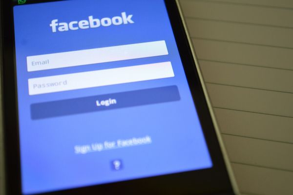 Προβλήματα σύνδεσης με το Facebook το πρωί της Κυριακής 19 Ιουλίου