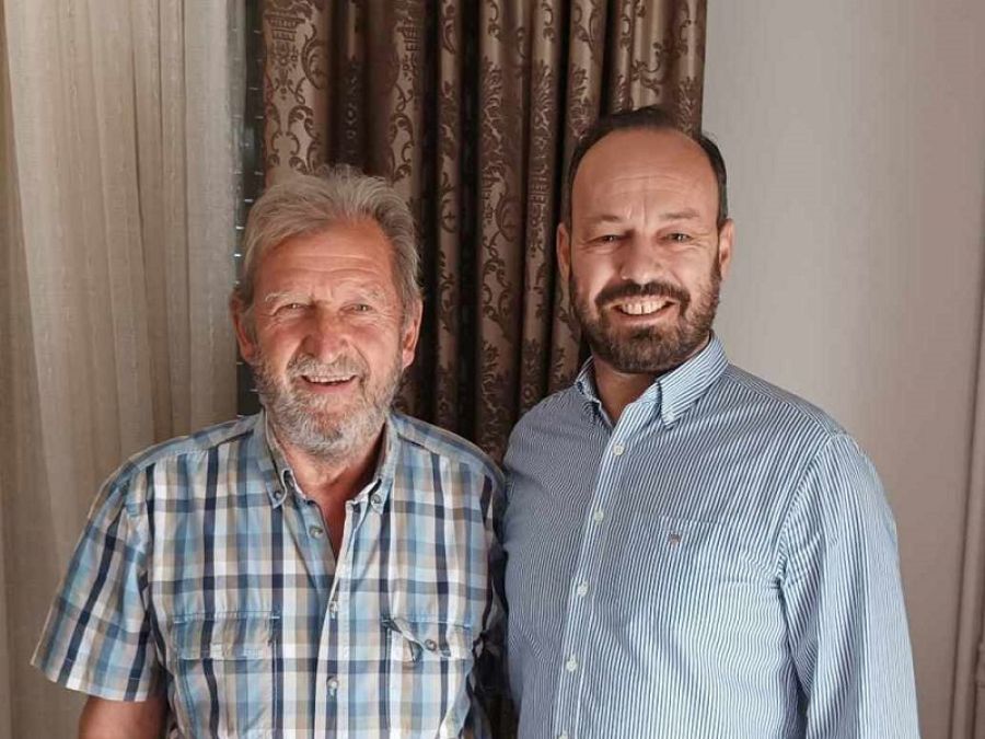 Ο πρόεδρος της Τ.Κ. Ελληνοπύργου Γιώργος Κορώνης, υποψήφιος με «Νέα Πορεία» και Φάνη Στάθη