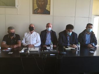 Οι καταστροφές του «Ιανού» έφεραν κυβερνητικό κλιμάκιο στην Καρδίτσα - Ευρεία σύσκεψη πολιτικών και φορέων στο Δημαρχείο