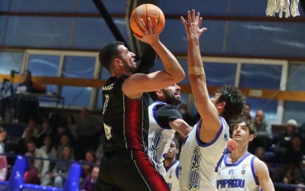 Μεγάλη εκτός έδρας νίκη για τον Γ.Σ. Σοφάδων απέναντι στον Α.Σ. Παπάγου με 80-83